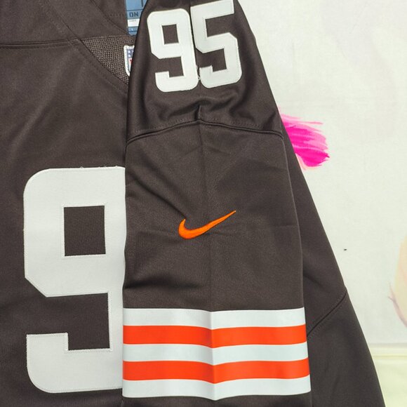 Nike Cleveland Browns Myles Garrett Jersey #95 - Picture 5 of 7